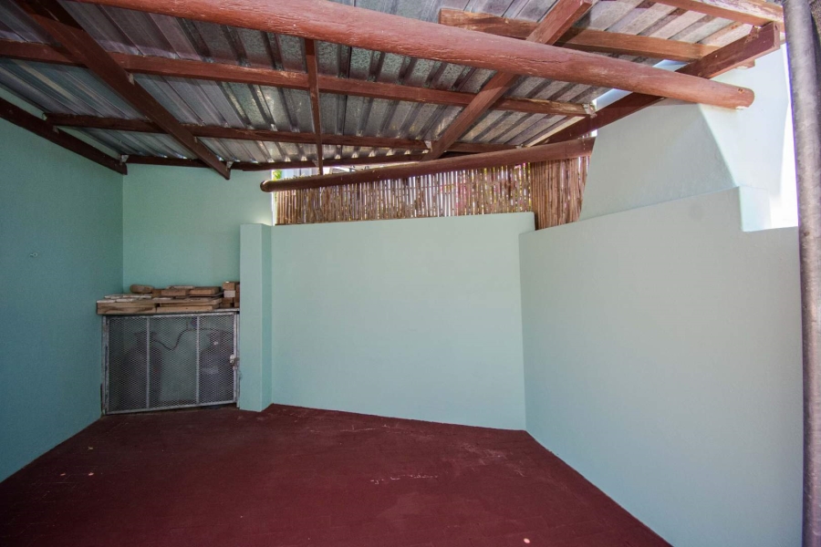 4 Bedroom Property for Sale in Mountainside Western Cape